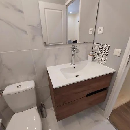 Apartment 25m2 Rez De Chaussee, Ground Floor