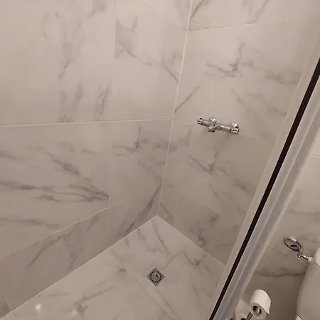 Lägenhet 25m2 Rez De Chaussee, Ground Floor