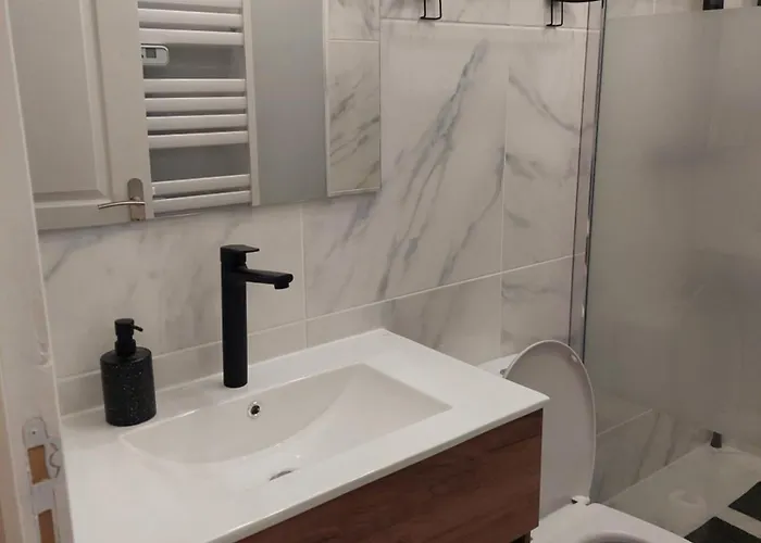 25m2 Rez De Chaussee, Ground Floor Lägenhet Épernay